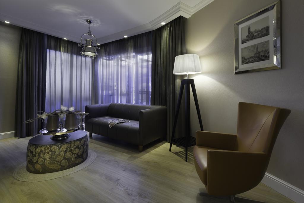 Hotel Dux Roermond Quarto foto