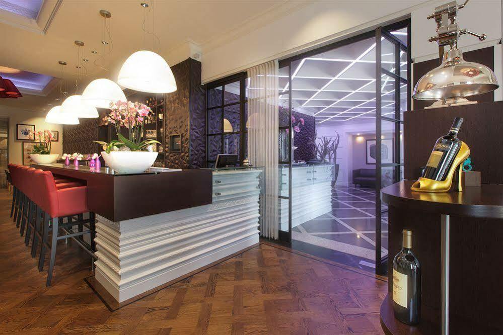 Hotel Dux Roermond Exterior foto